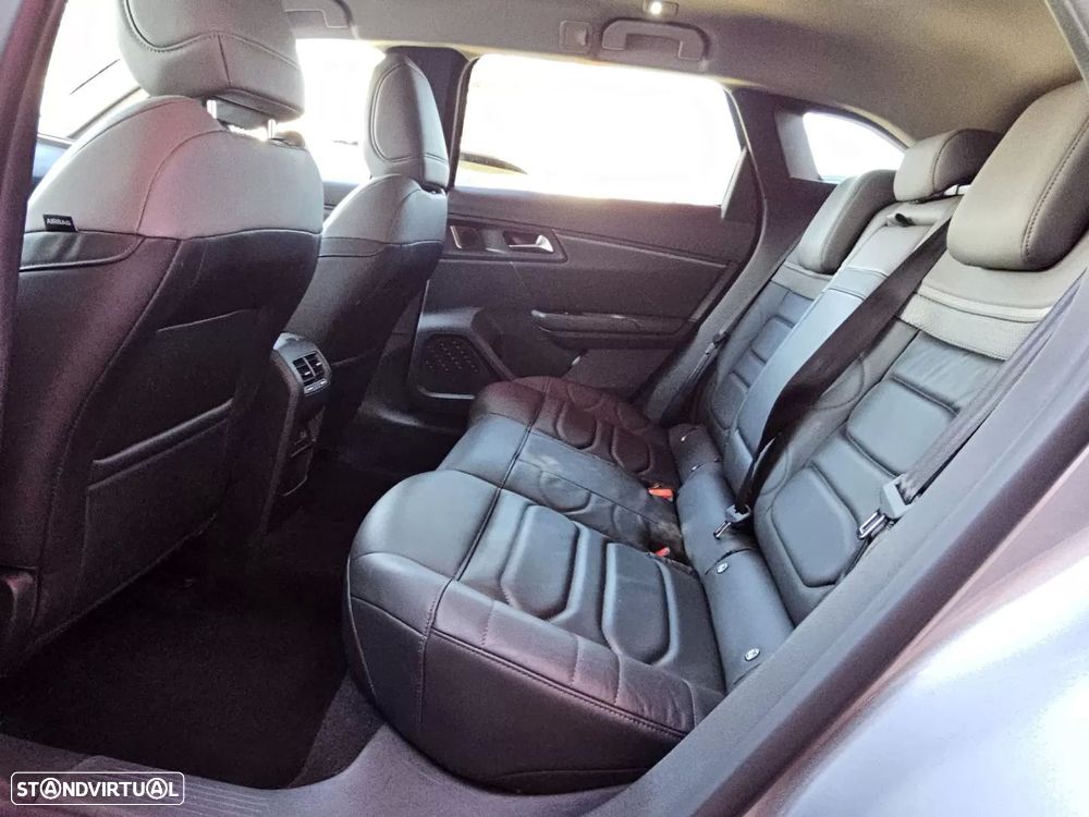 Citroën C5 X 1.2 PureTech Feel Pack EAT8 - 11