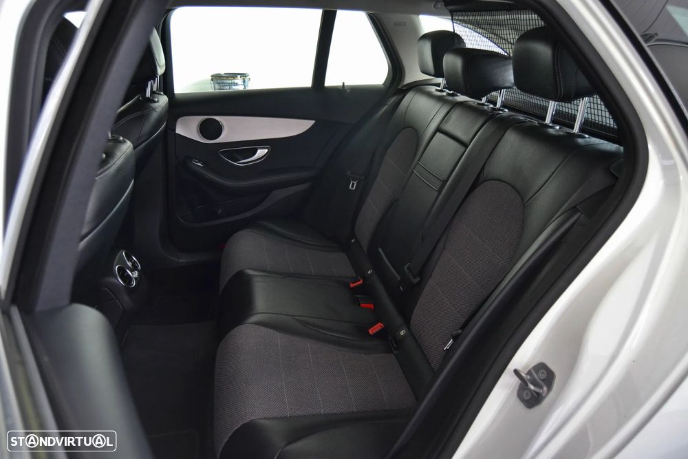 Mercedes-Benz C 220 d Avantgarde - 22