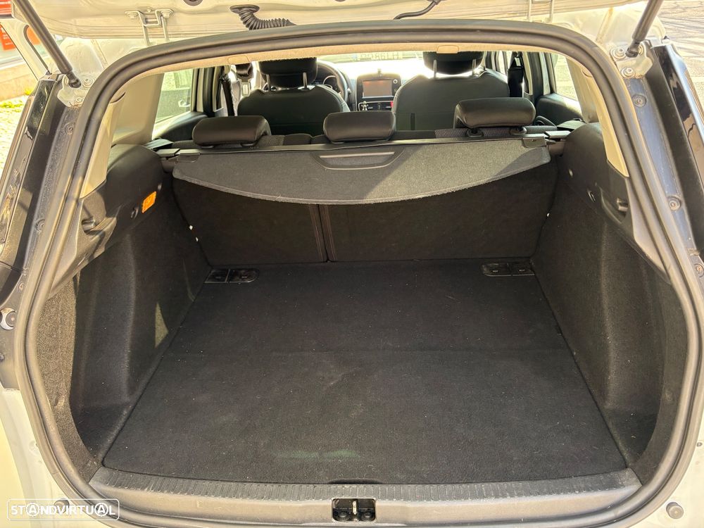 Renault Clio Sport Tourer 1.5 dCi Limited EDition - 14