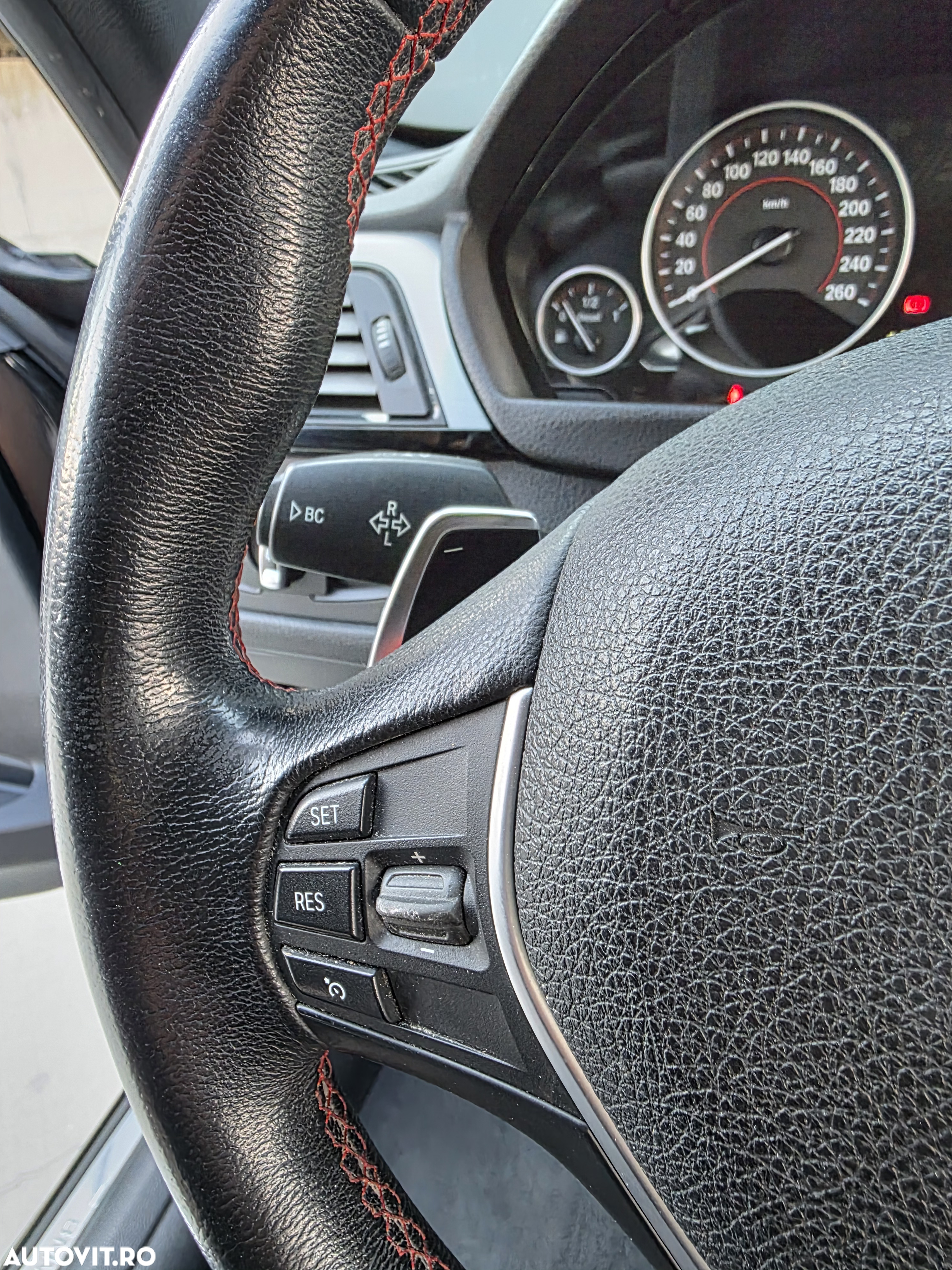 BMW Seria 3 320d Aut. Sport Line - 11