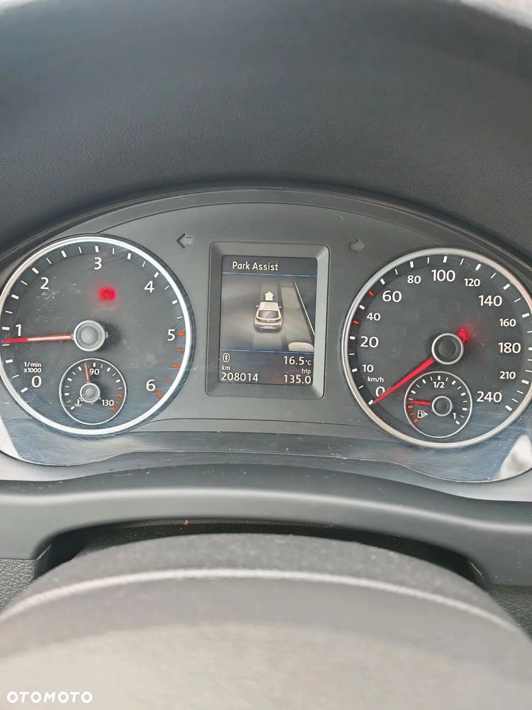 Volkswagen Tiguan 2.0 TDI DPF BlueMotion Technology Lounge Sport & Style - 10