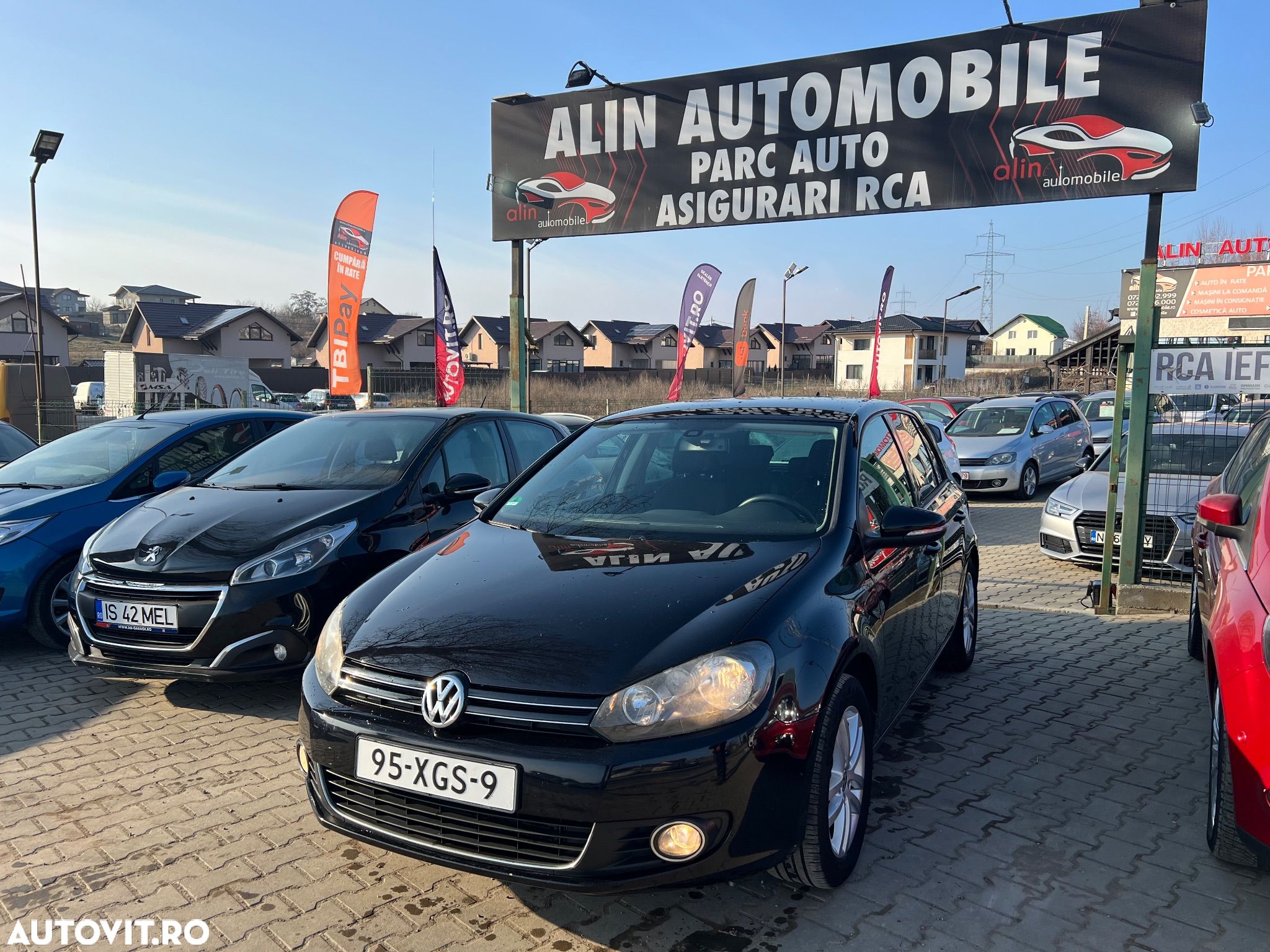 Volkswagen Golf 1.2 TSI Trendline DSG BlueMotion Technology - 1