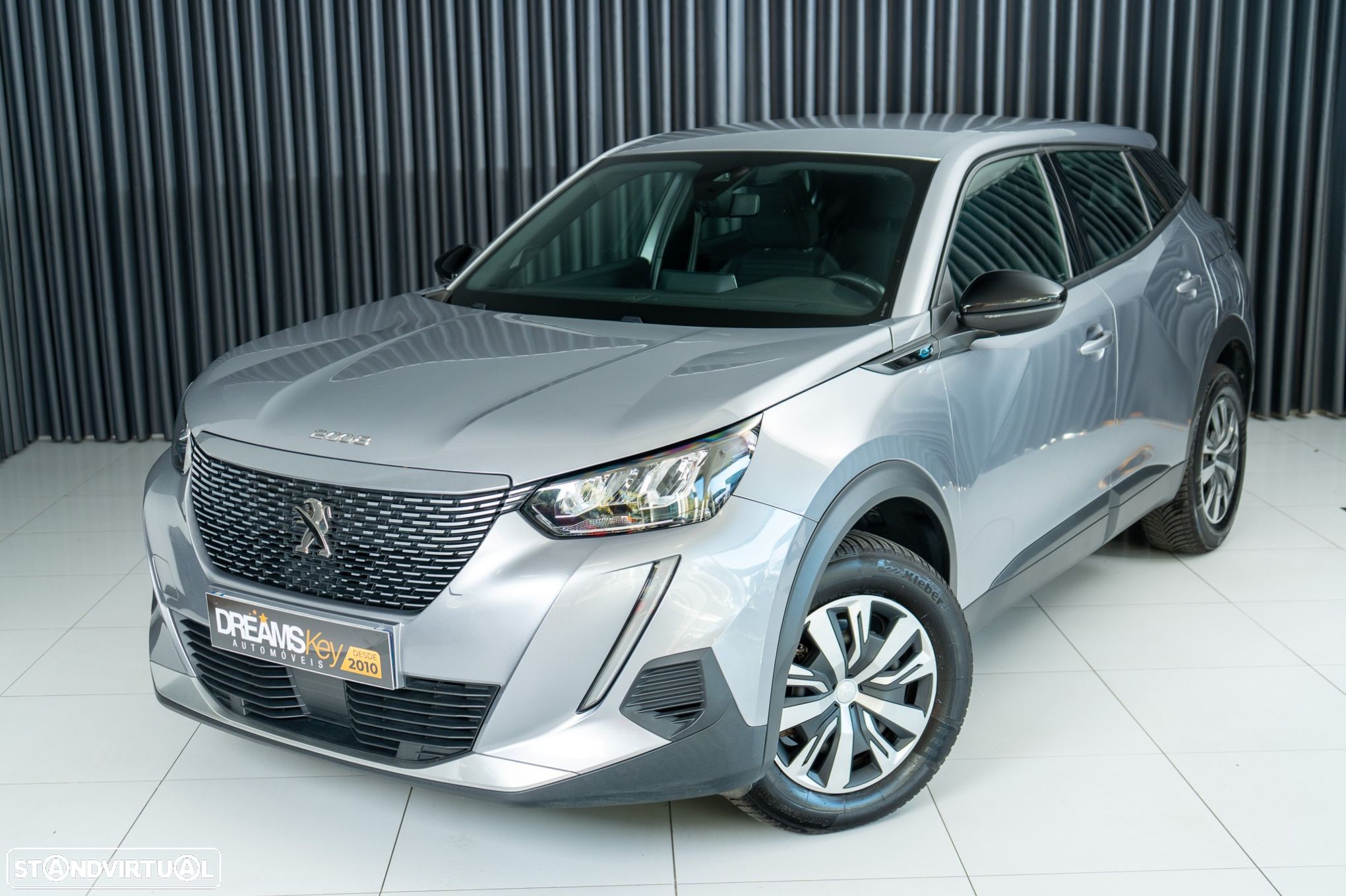 Peugeot e-2008 50 kWh Active - 1
