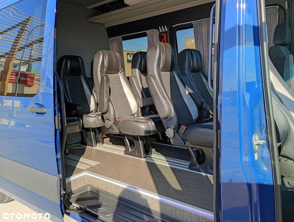 Mercedes-Benz Sprinter 907.223 - 10