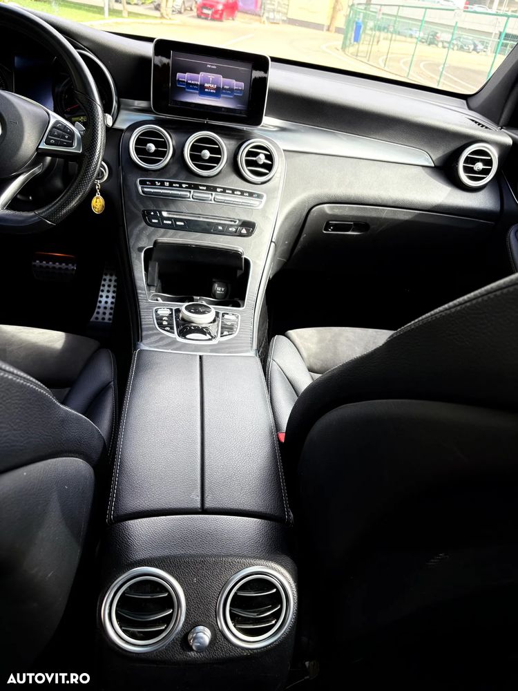 Mercedes-Benz GLC 220 d 4MATIC - 11
