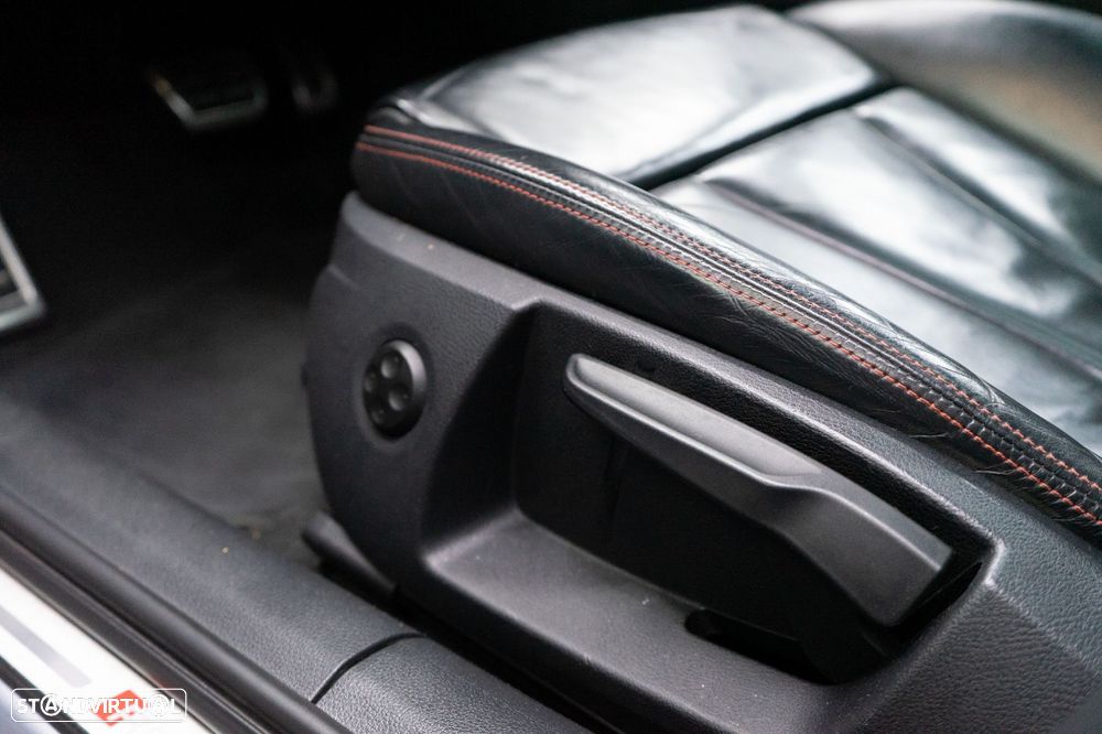 Audi RS3 Sportback 2.5 TFSI quattro S tronic - 27