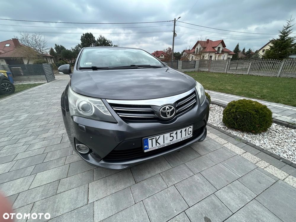 Toyota Avensis 1.8 Sol - 22