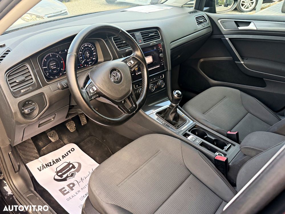 Volkswagen Golf 1.6 TDI BlueMotion Technology Cup - 9