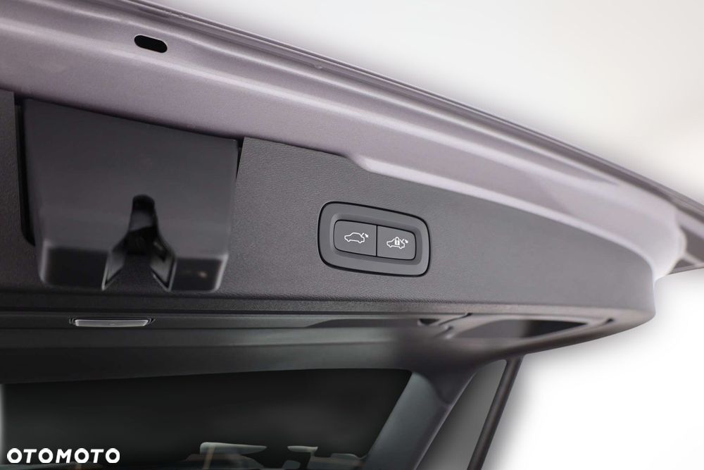 Volvo V60 B4 B Plus Dark - 10