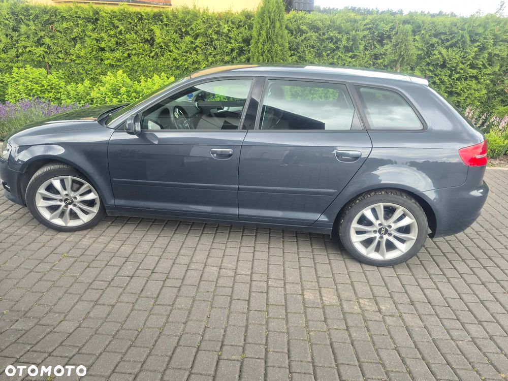 Audi A3 Sportback - 16