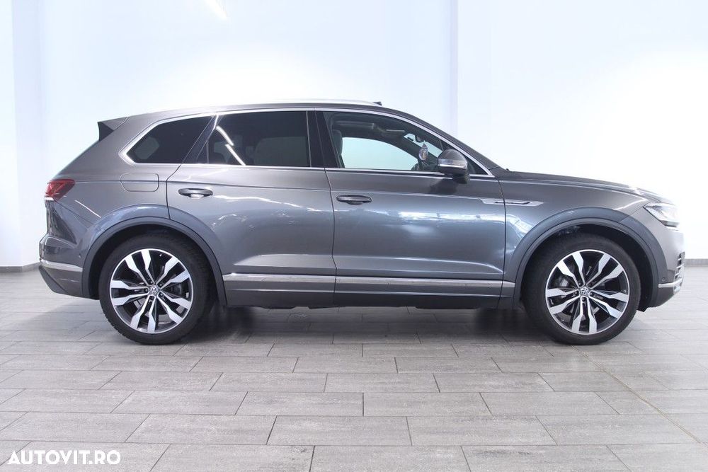 Volkswagen Touareg - 6