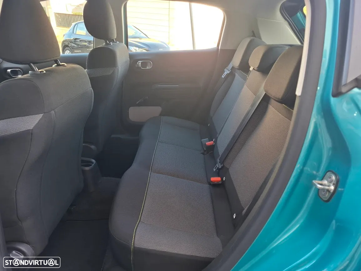 Citroën C3 1.2 PureTech Shine EAT6 - 29