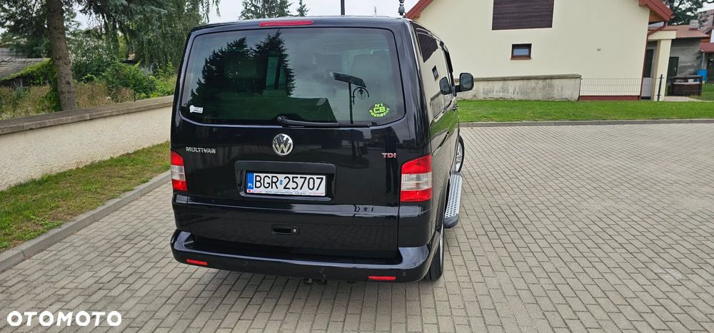 Volkswagen Multivan - 9