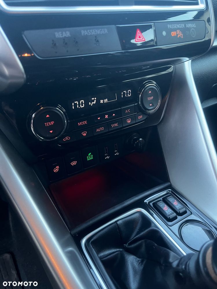Mitsubishi Eclipse Cross 1.5 T Intense - 16