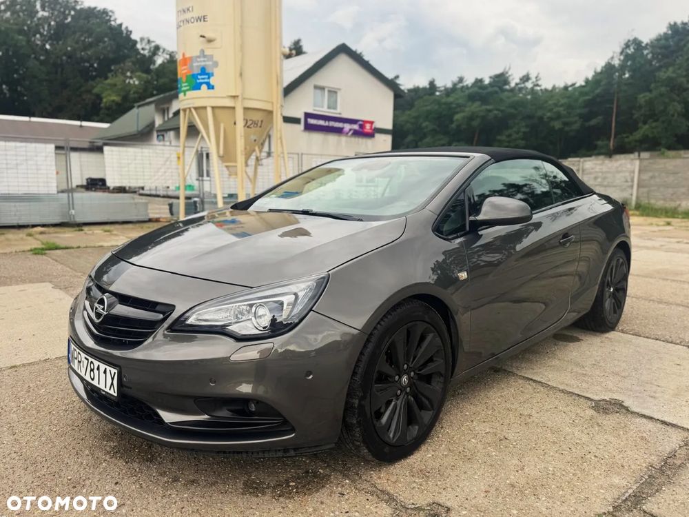 Opel Cascada - 1