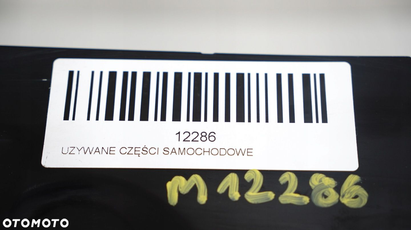 PAS PRZÓD PRZEDNI MERCEDES W204 07-11R 2.2 CDI - 2