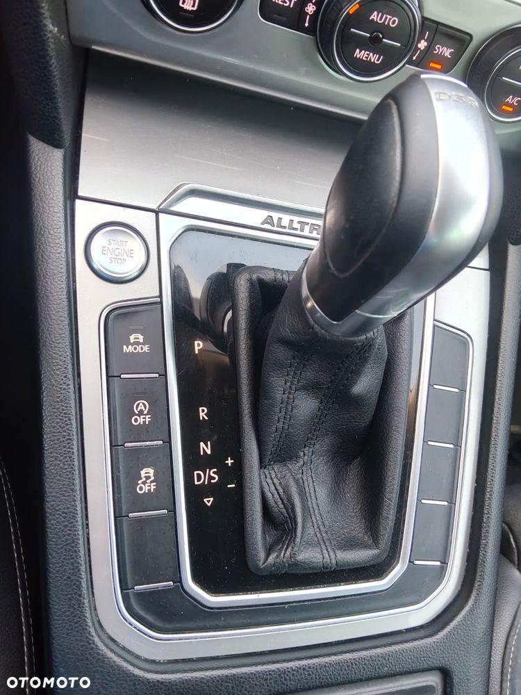 Volkswagen Passat Alltrack 2.0 TDI SCR 4Mot DSG - 12