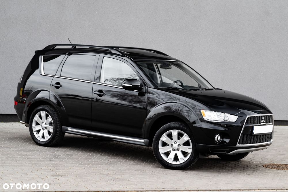 Mitsubishi Outlander 2.4 4WD CVT Intense - 3