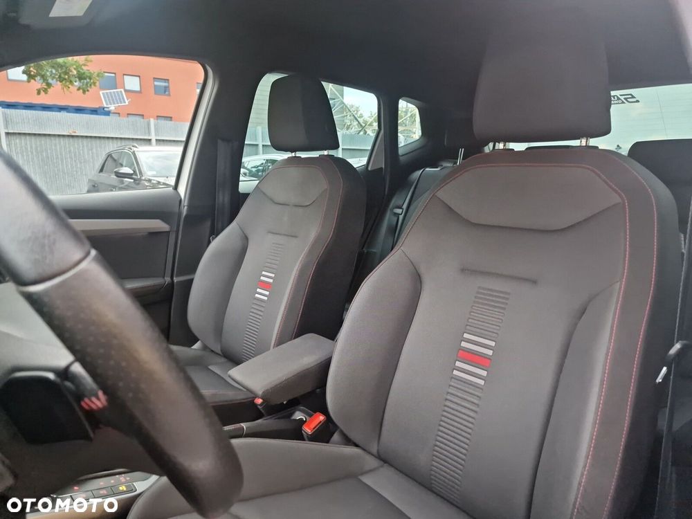 Seat Arona - 12
