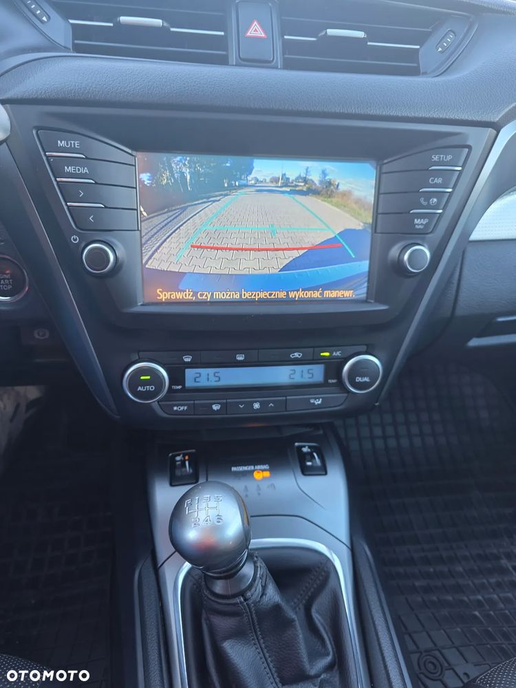 Toyota Avensis 2.0 D-4D Prestige - 12