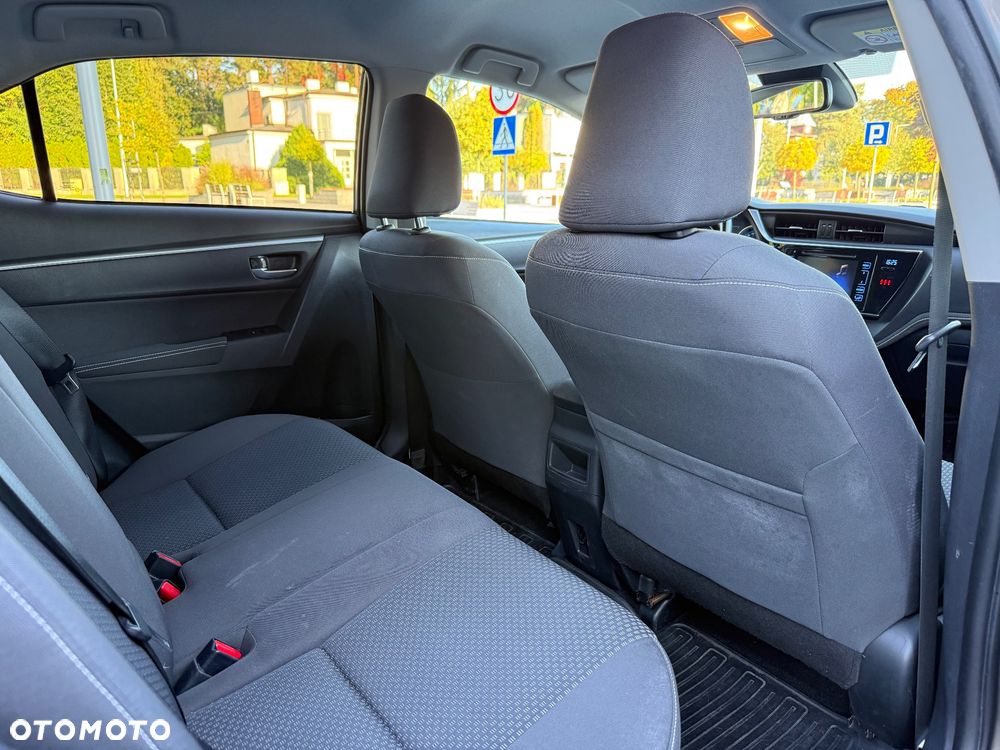 Toyota Corolla 1.6 Comfort - 23