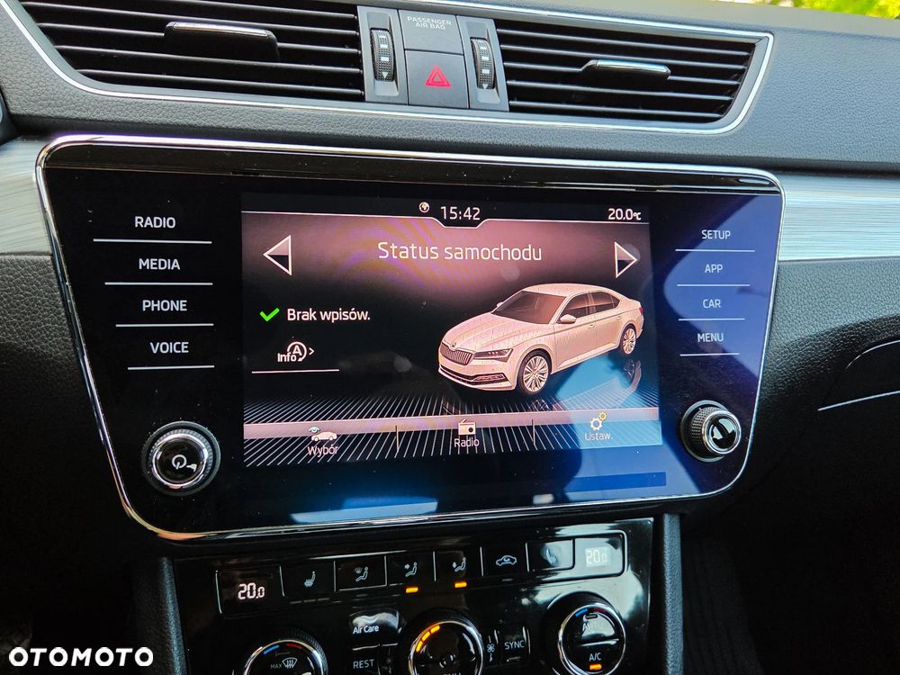 Skoda Superb 2.0 TSI Ambition DSG - 23