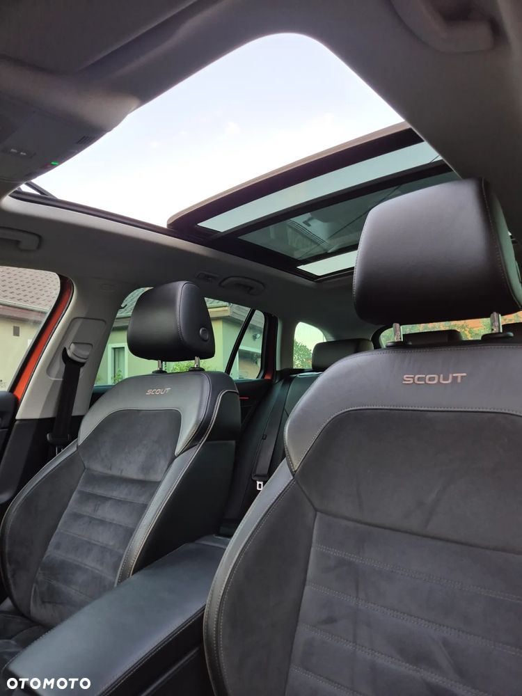 Skoda Superb 2.0 TDI SCR 4x4 Scout DSG - 12
