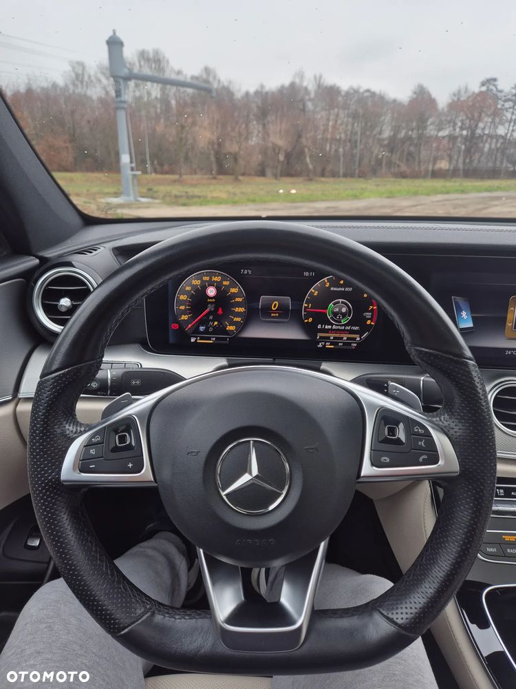 Mercedes-Benz Klasa E 43 AMG 4-Matic - 5