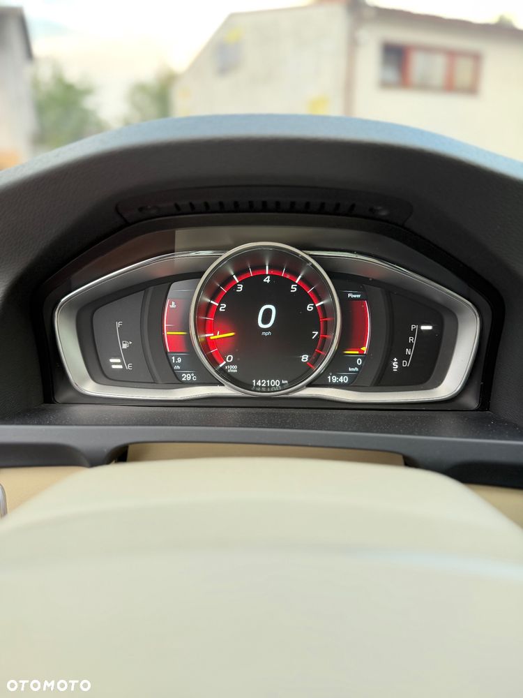 Volvo S60 T5 Geartronic Momentum - 25