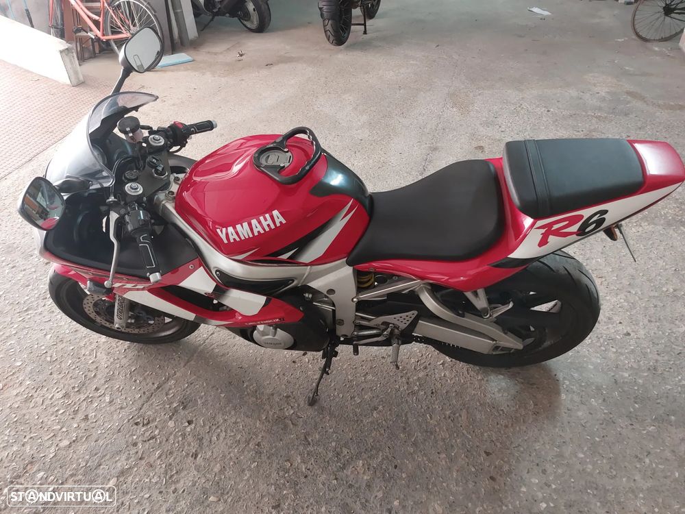Yamaha YZF R6 - 2