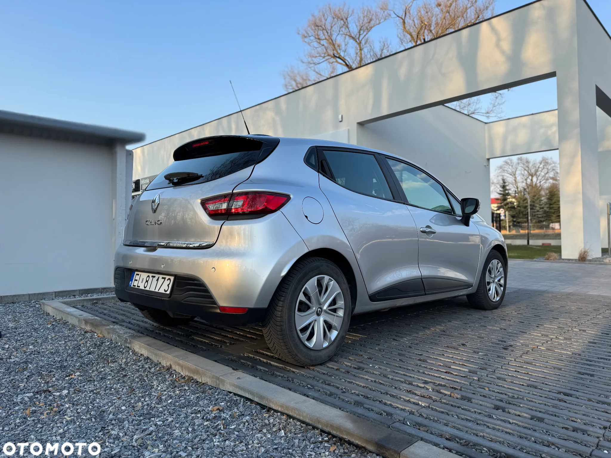 Renault Clio - 6