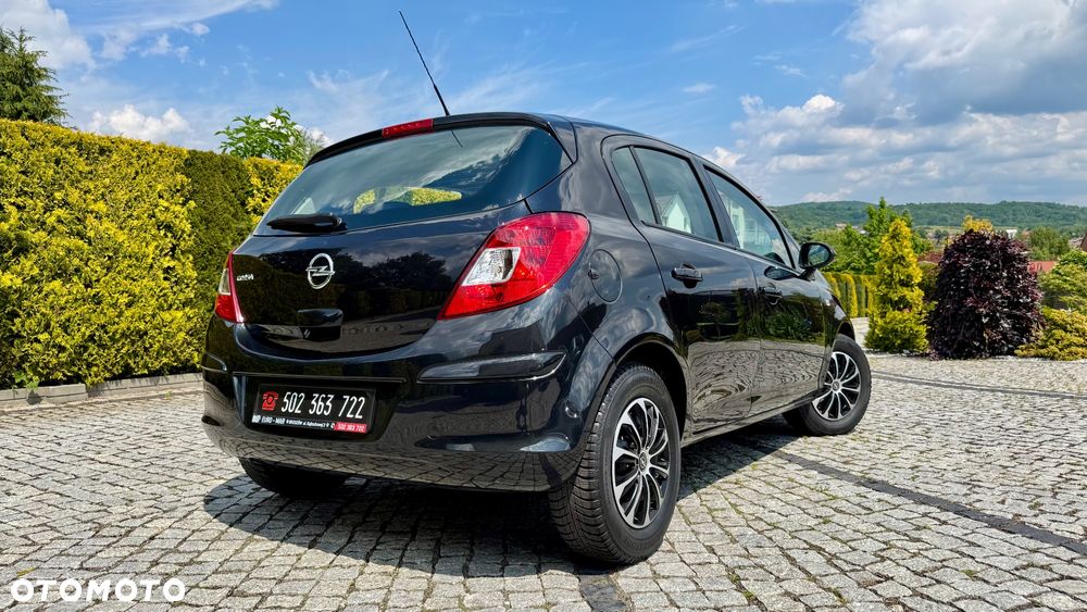 Opel Corsa - 18