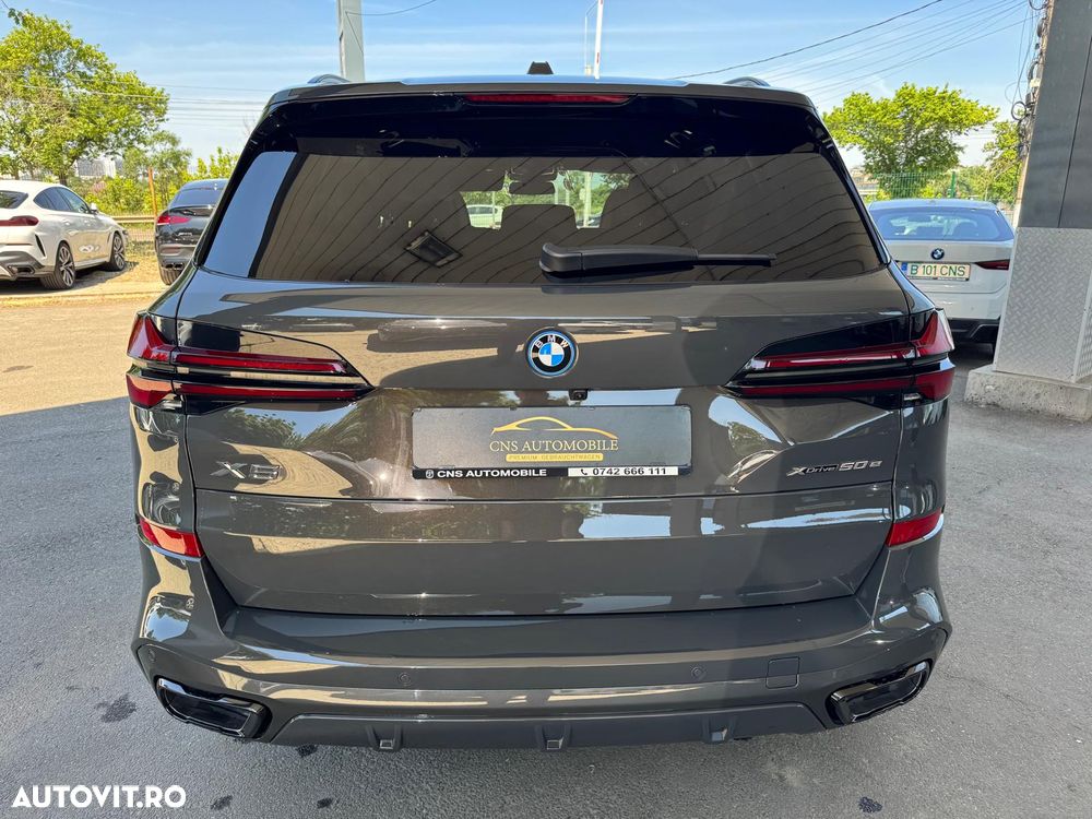 BMW X5 xDrive50e - 32