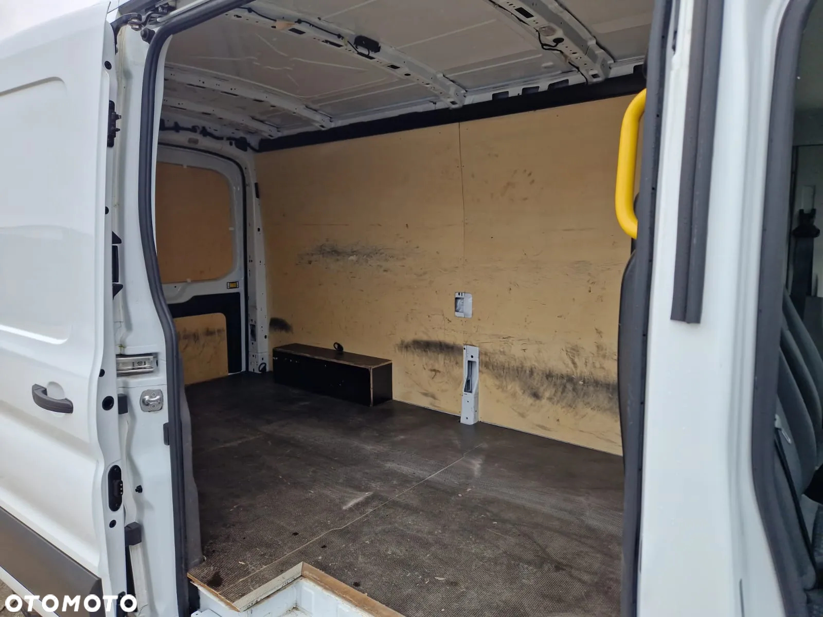 Ford TRANSIT EE - 12
