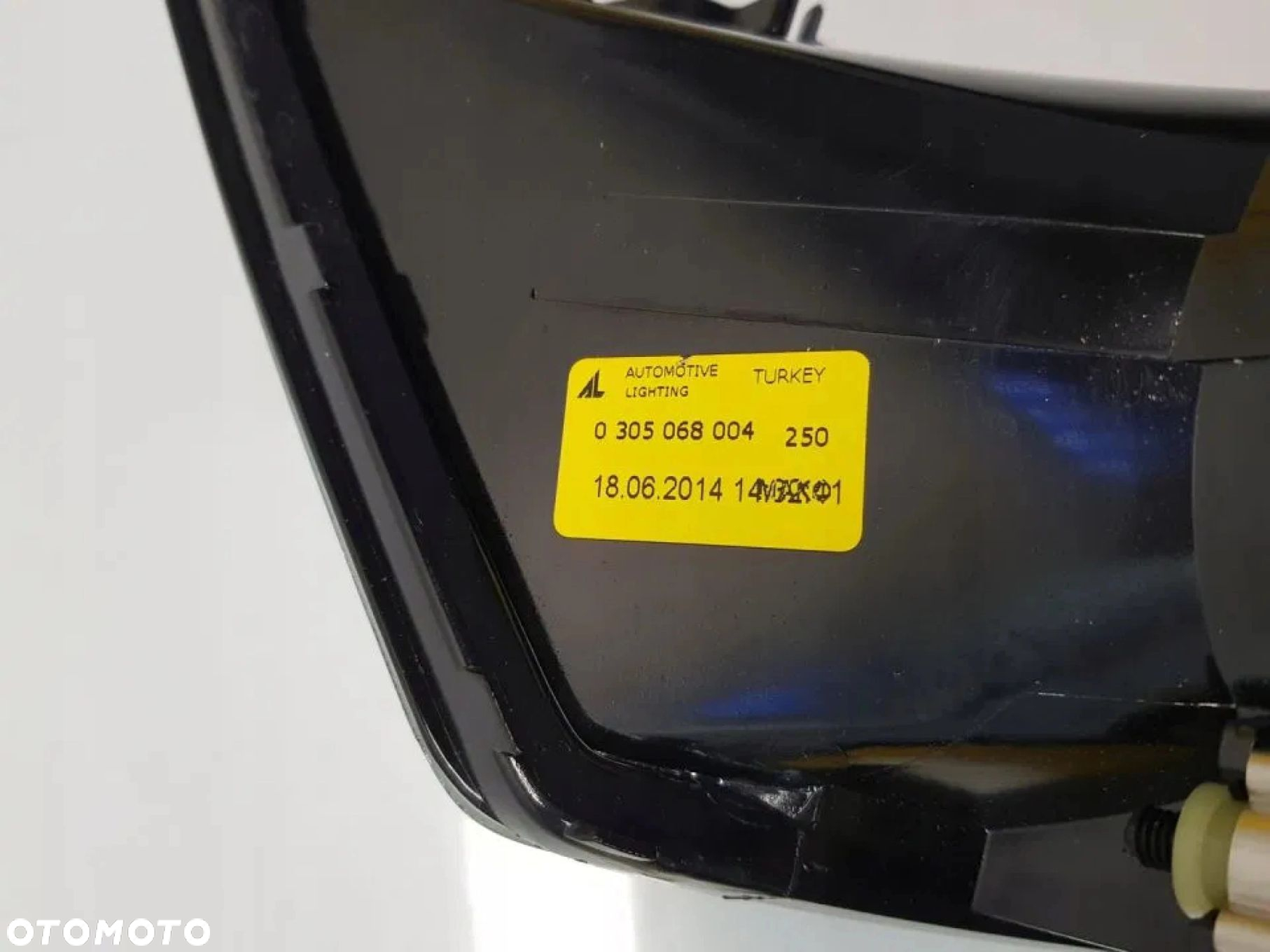 NOWY ORYGINALNY Kierunkowskaz Prawy Przód Ford Mondeo 0305068004 - 4
