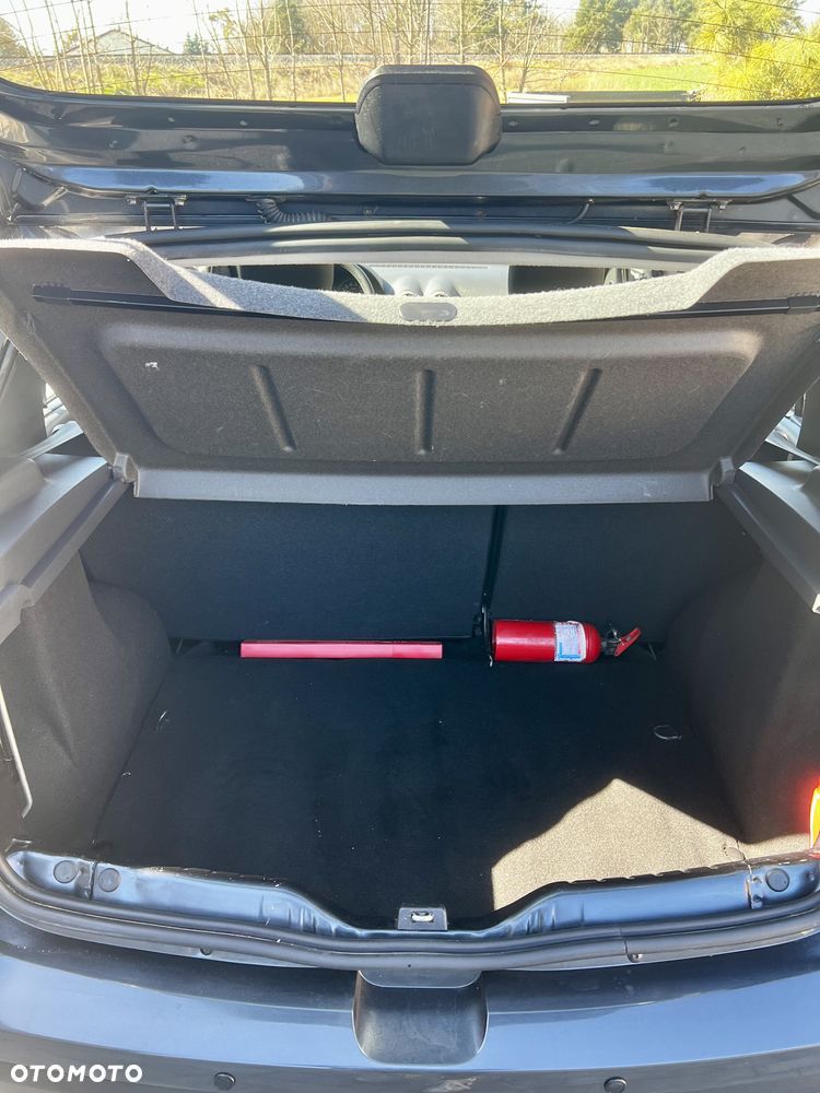 Dacia Sandero Stepway 1.6 - 12