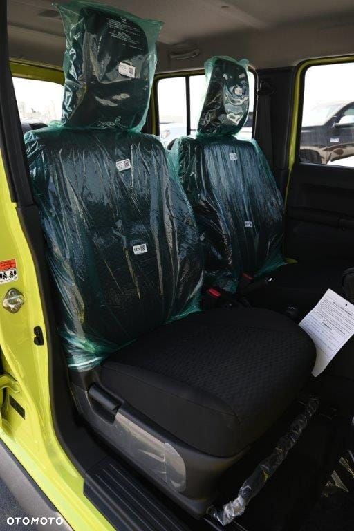 Suzuki Jimny - 31