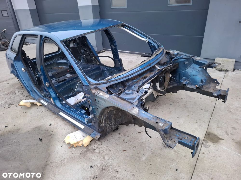 Ćwiartka Elementy Błotnik Próg Słupek Wanna Pas Tyłu Audi A3 8P Sportback Lift 5-Drzwi