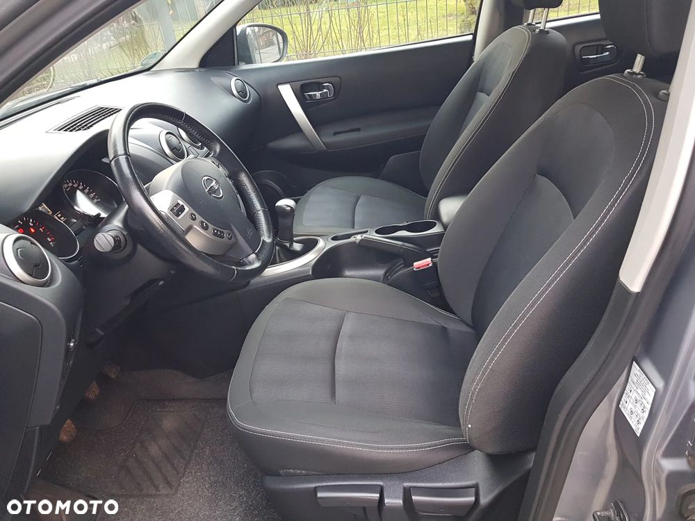 Nissan Qashqai - 11