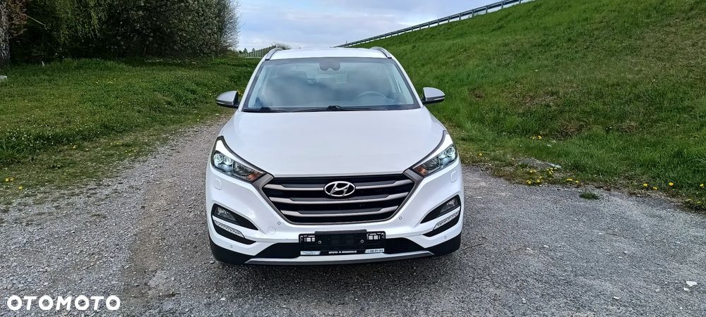 Hyundai Tucson 1.7 CRDI BlueDrive Premium 2WD DCT - 9