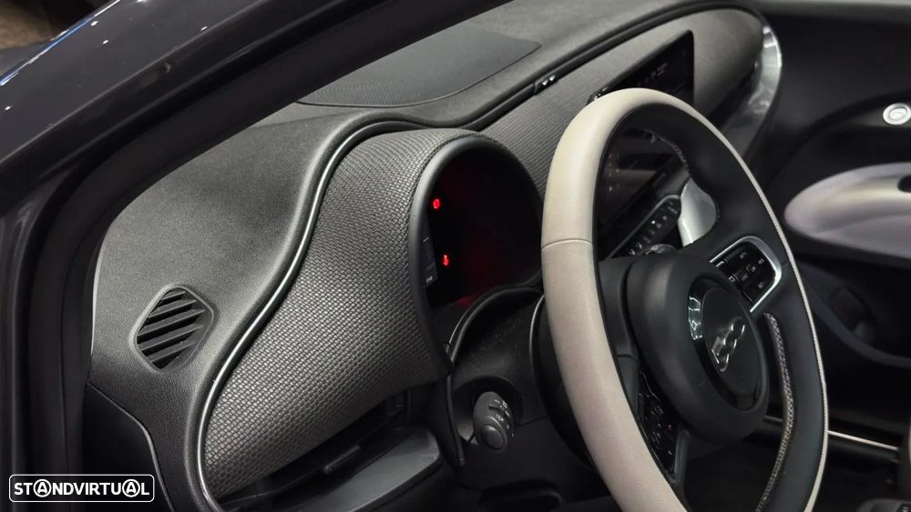 Fiat 500e La Prima - 12
