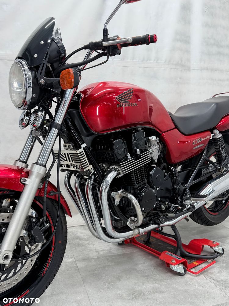 Honda CB - 19