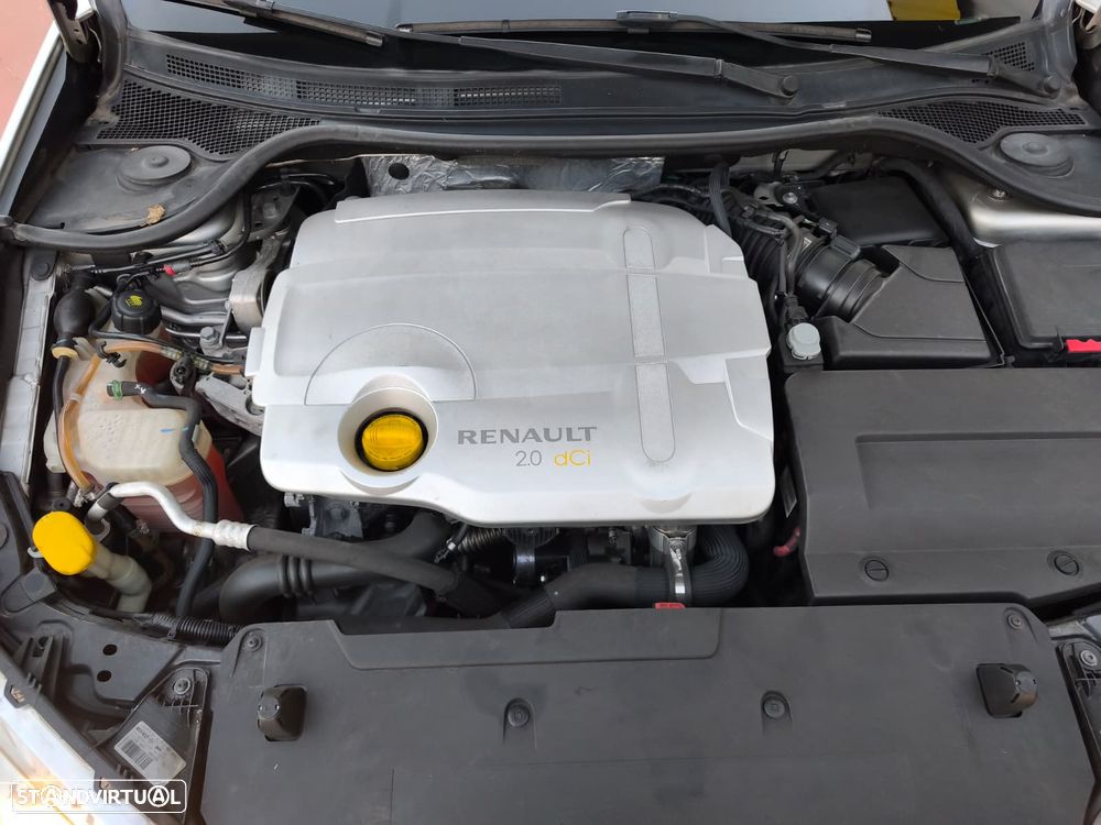 Renault Laguna 2.0 dCi Dynamique - 24