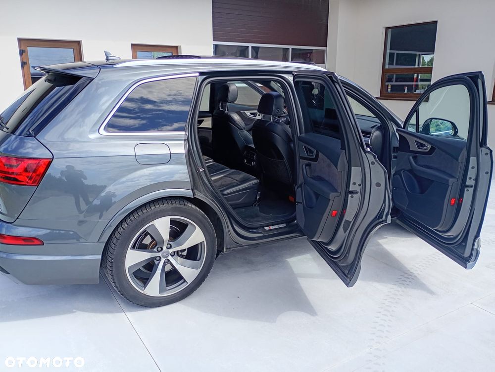 Audi Q7 - 15