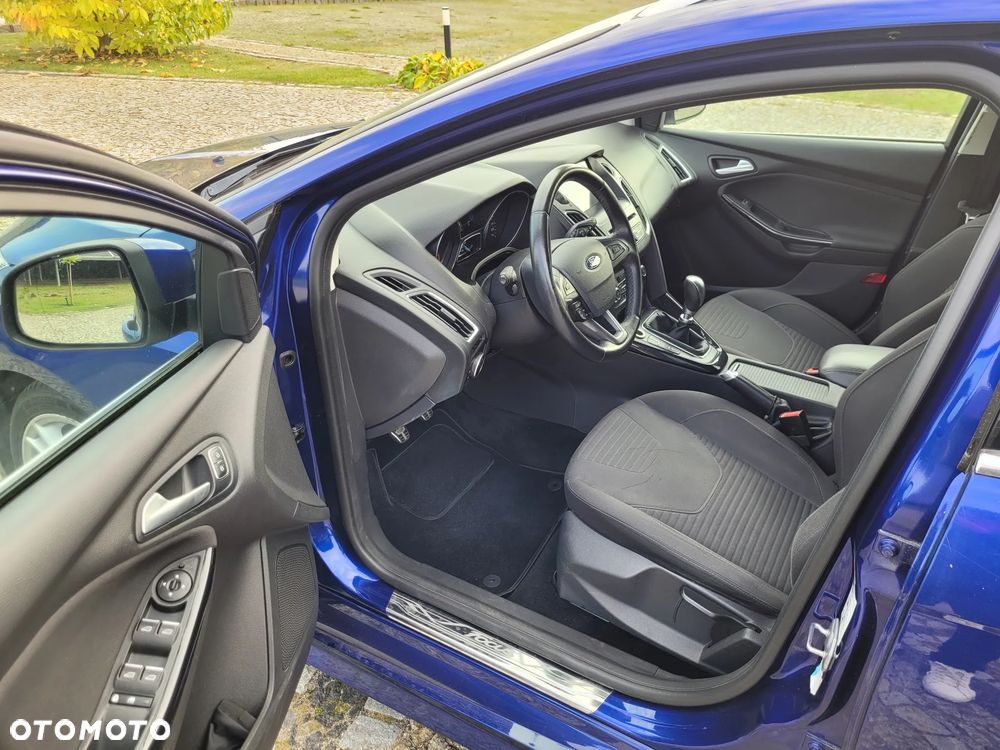 Ford Focus 1.5 EcoBoost STart-Stopp-System ST-LINE - 18
