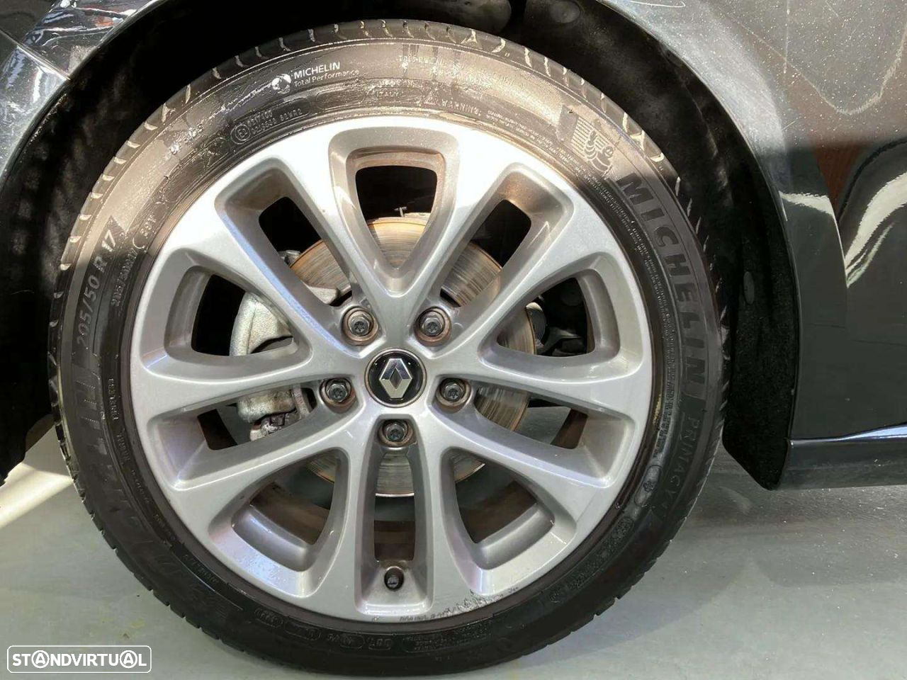 Renault Mégane Sport Tourer - 21