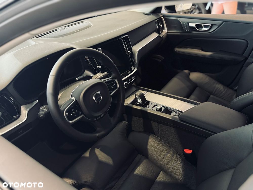 Volvo V60 ver-b4-b-plus-dark - 5