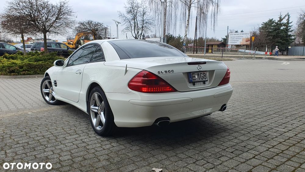 Mercedes-Benz SL 500 - 25