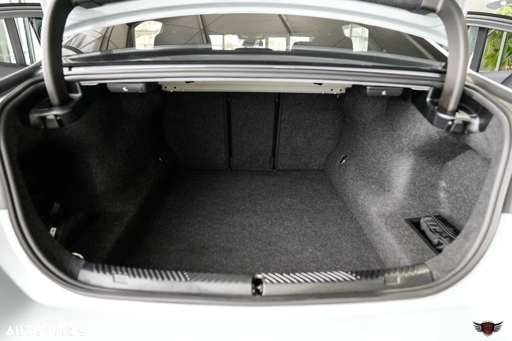 BMW Seria 5 520i Aut. - 27