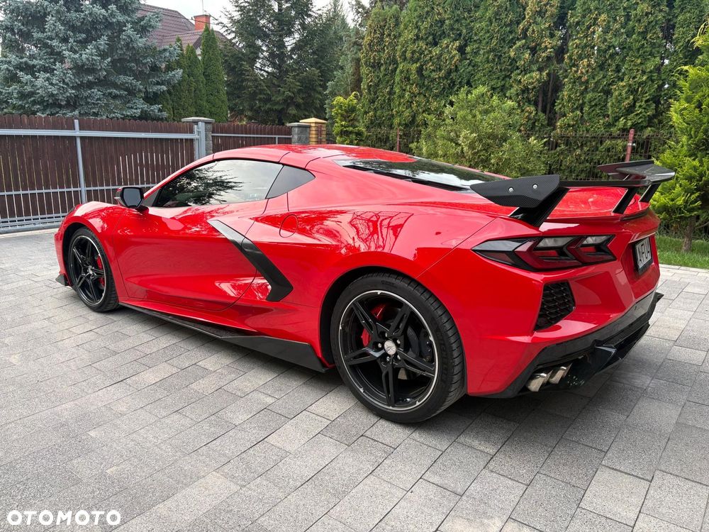 Chevrolet Corvette - 23
